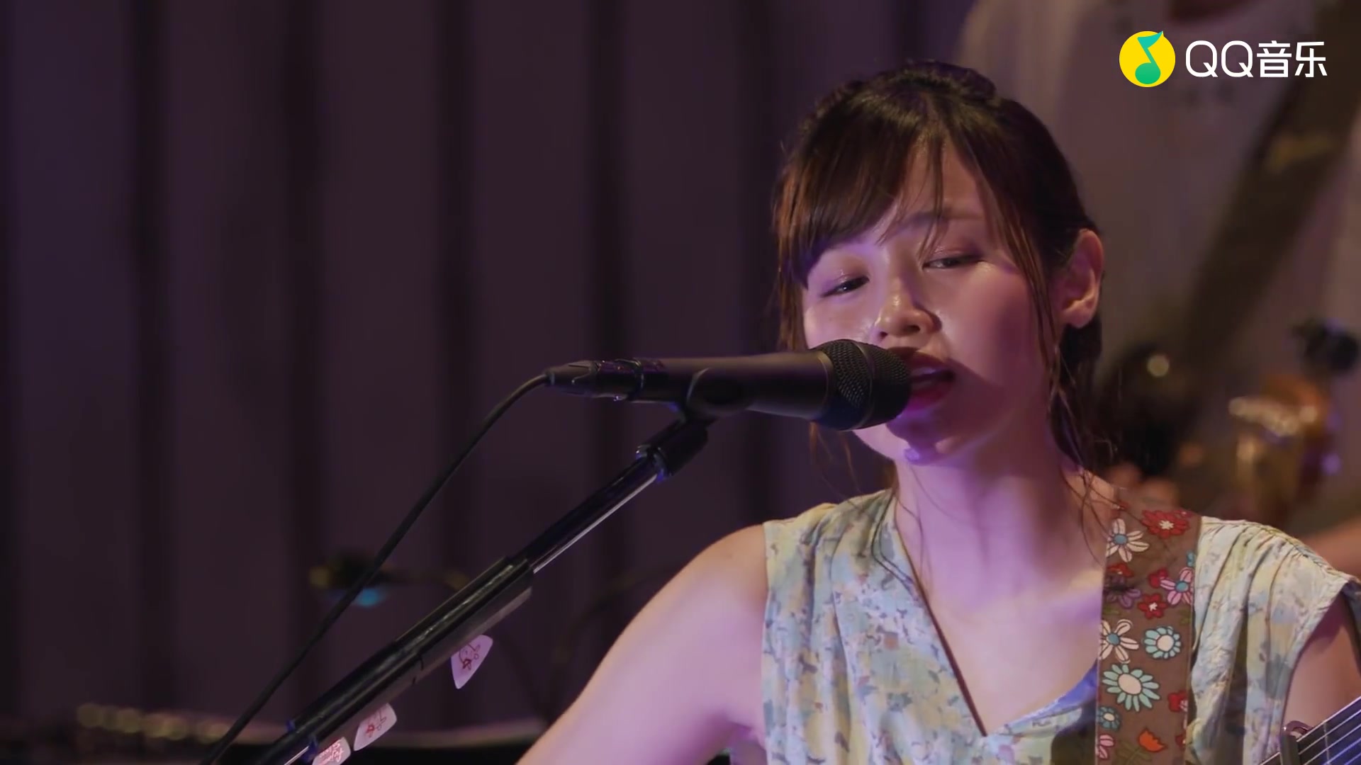 藤原樱-かわいい ( Live At 日比谷野外大音楽堂 2018)(蓝光)